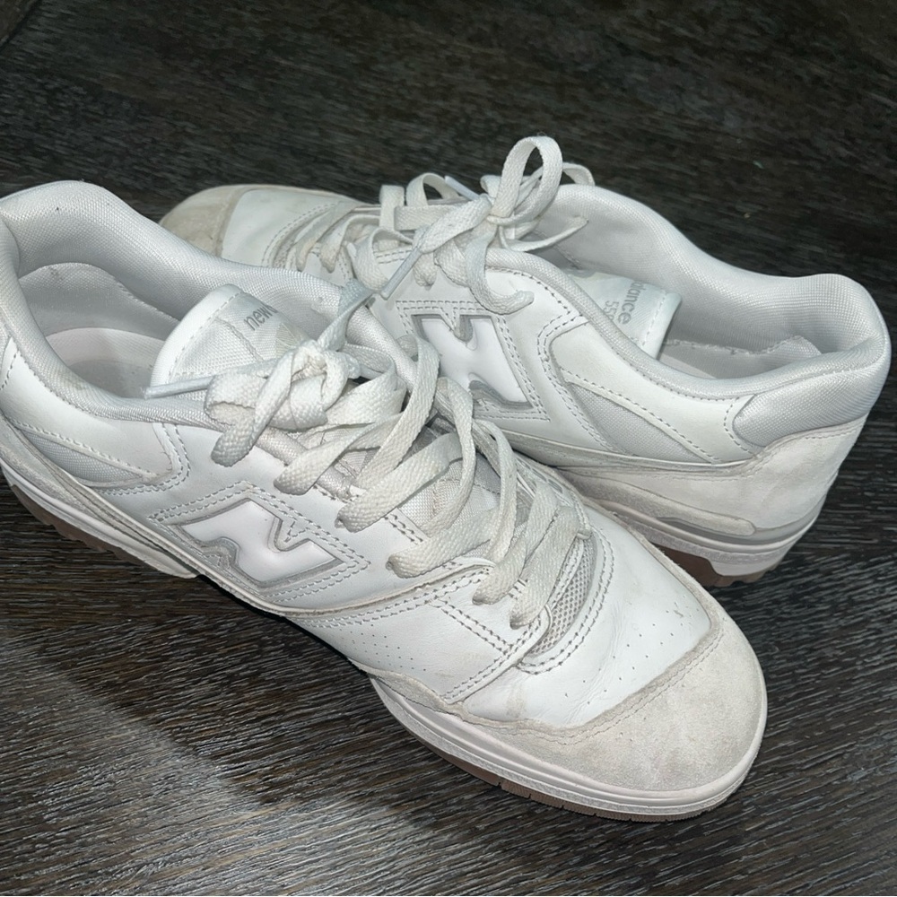 Size 9 New Balance White Beige